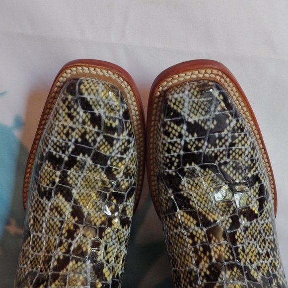 ferrini python print boots - Picture 6 of 12